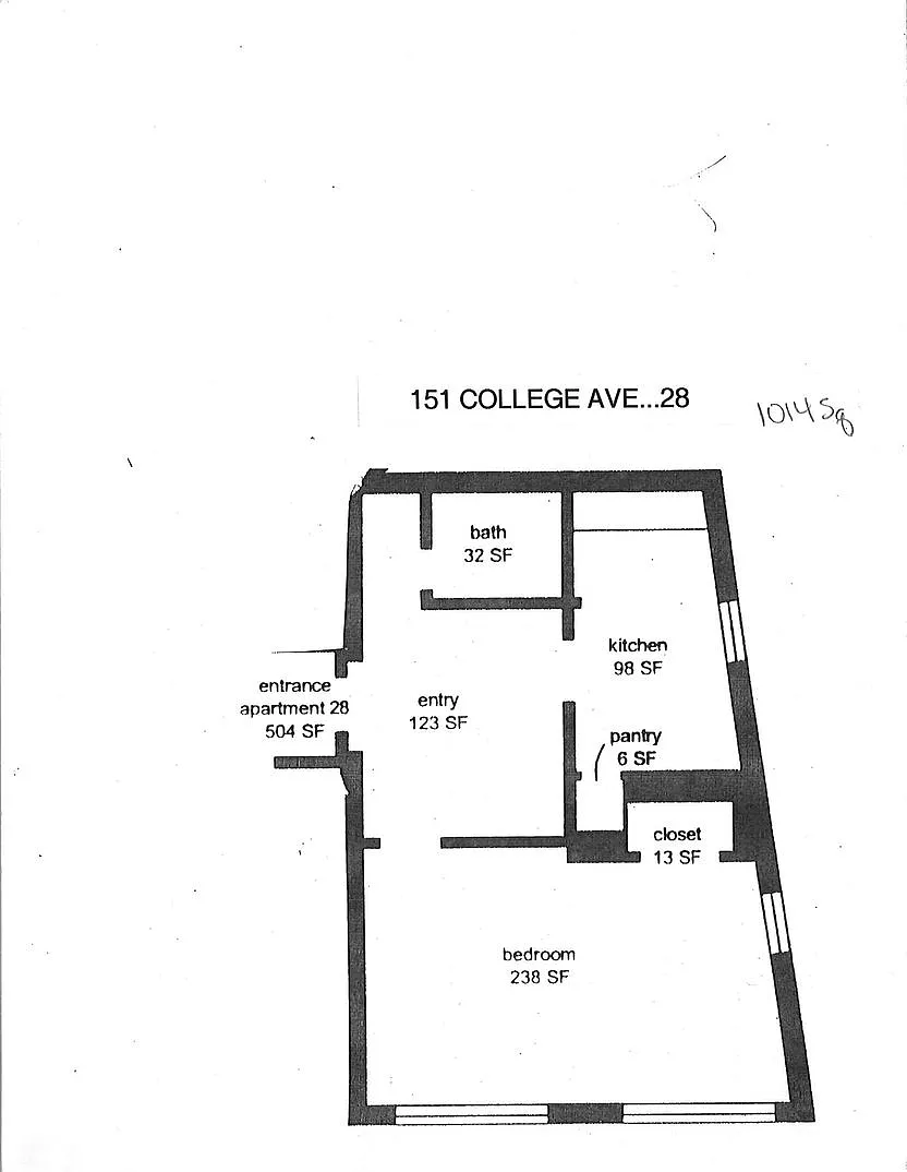 1 Bedroom, 1 Bath Apartment — Photo 4
