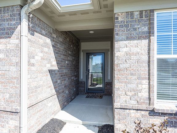 2nd image of 5196 Canberra Ct