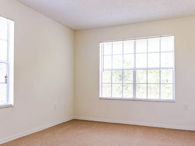 Sawyer Estates — Photo 25