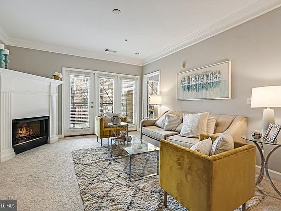 4th image of 501 Hungerford Dr APT 275
