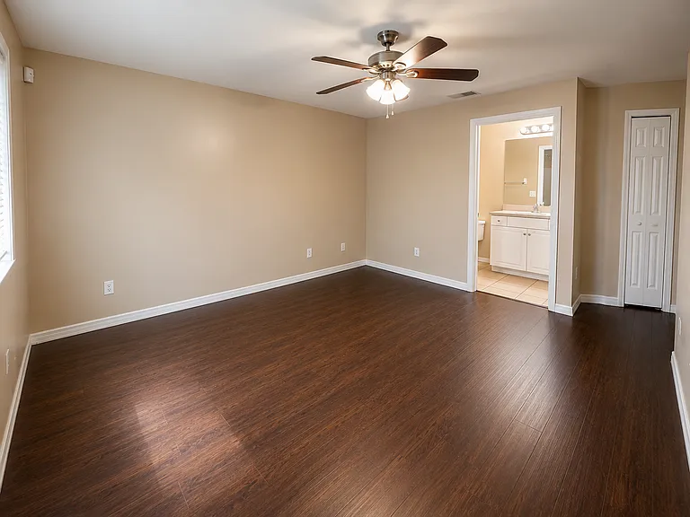 346 Bell Blvd S — Photo 22