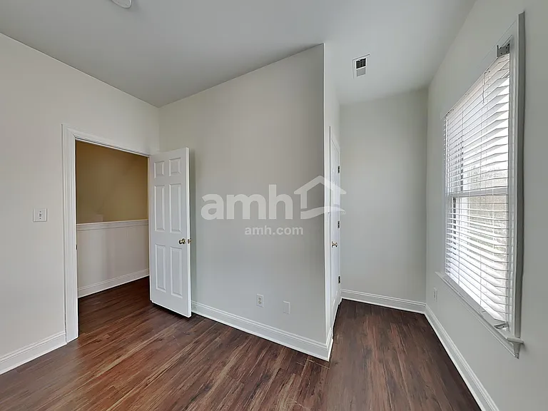 8005 Red Oaks Trl — Photo 18