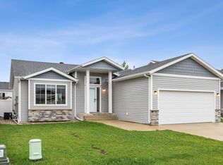 6028 59th Ave S, Fargo, ND 58104
