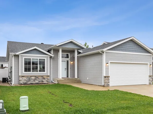 6028 59th Ave S, Fargo, ND 58104