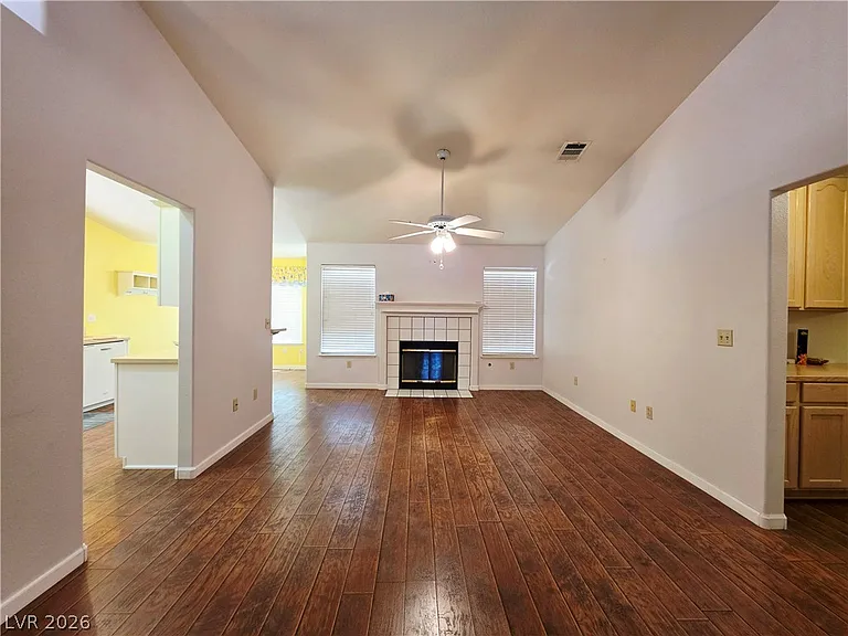 8213 Arch Bay Ln — Photo 7