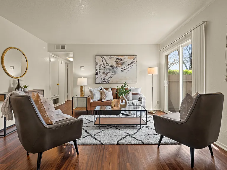 Plum Orchard Apartments — Photo 53