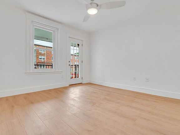 5th image of 325 Summit Ave #102