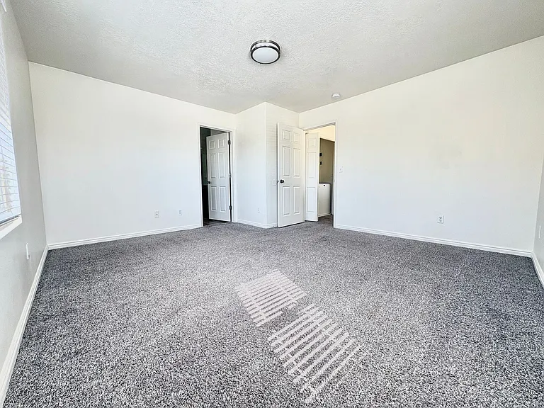1553 W Vivante Way — Photo 10