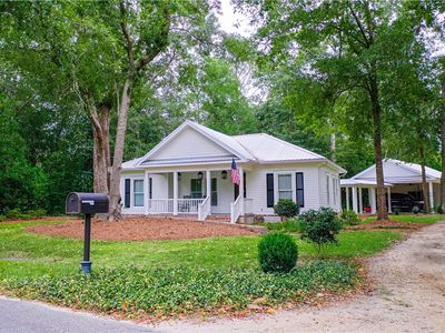 111 Cedar Ln, Blackshear, GA, 31516