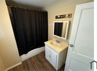 711 Wells St #1, Mishawaka, IN