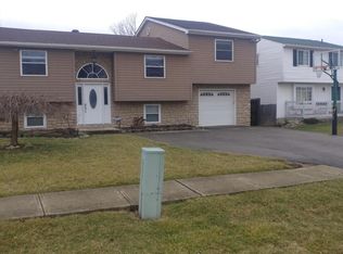 661 Hubbard Rd, Galloway, OH 43119