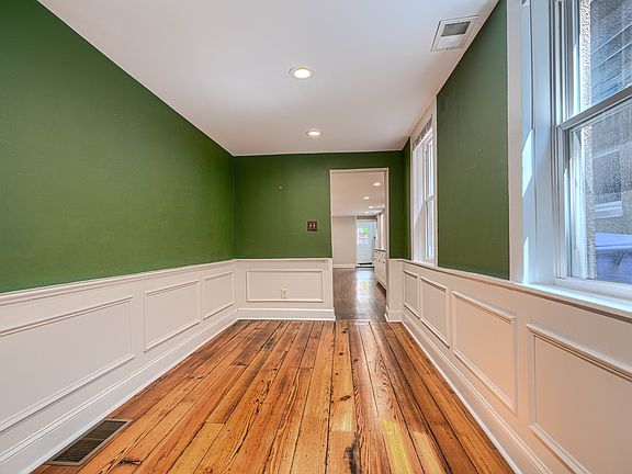 5th image of 214 Warren Ave