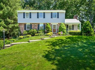3283 Oaknoll Rd, Gibsonia, PA 15044