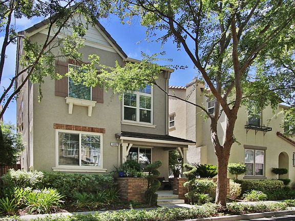 3rd image of 1062 Acland Way