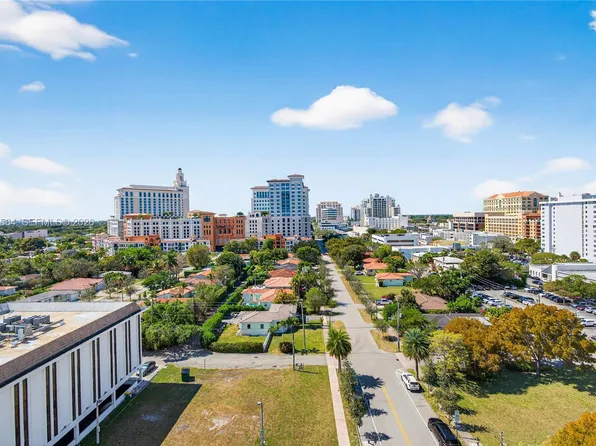 2351 Douglas Rd APT 1104, Miami, FL 33145