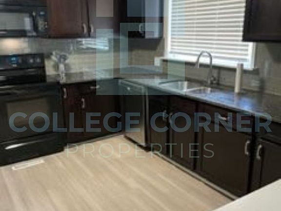 3rd image of 1457 Brookwood Dr