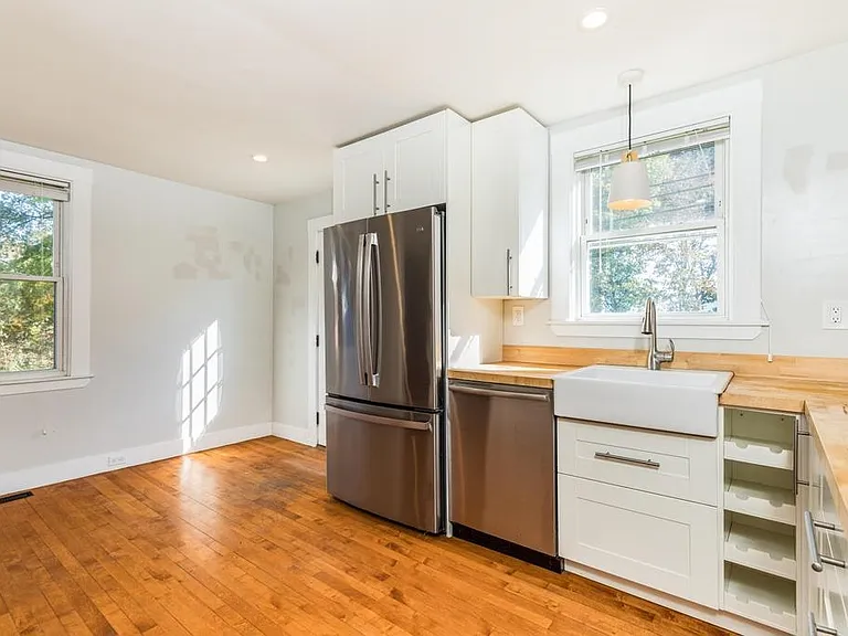 23 Concord Way — Photo 12