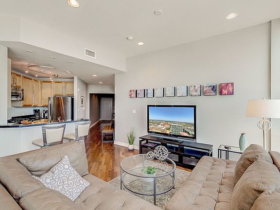06_500_Throckmorton_St6.jpg