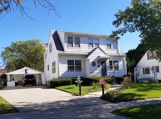 305 Main St, Essexville, MI