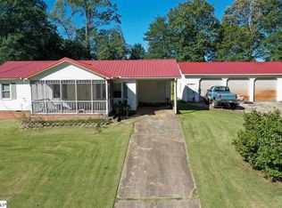 124 Edgewood Ave, Easley, SC 29640