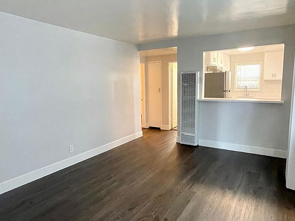 2nd image of 5393 E Ocean Blvd APT 4