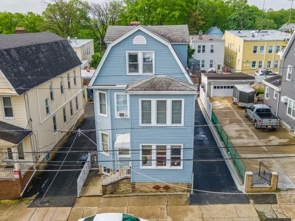 130 Tappan St, Kearny Town, NJ 07032