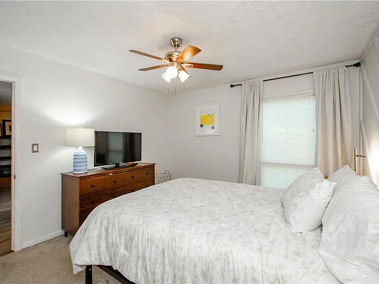 5157 Roswell Rd #2 — Photo 18