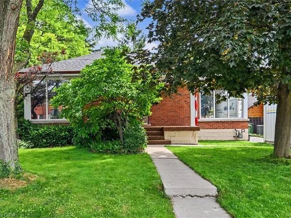 56 Everton Pl, Hamilton, ON L8T 1G7