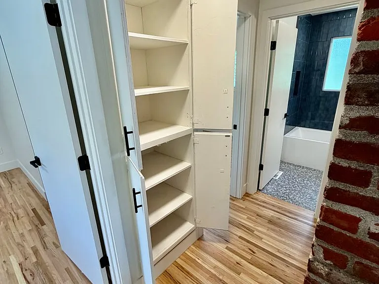 7407 SW 36th Ave — Photo 22
