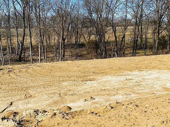 4th image of LOT 142 Greenside Dr