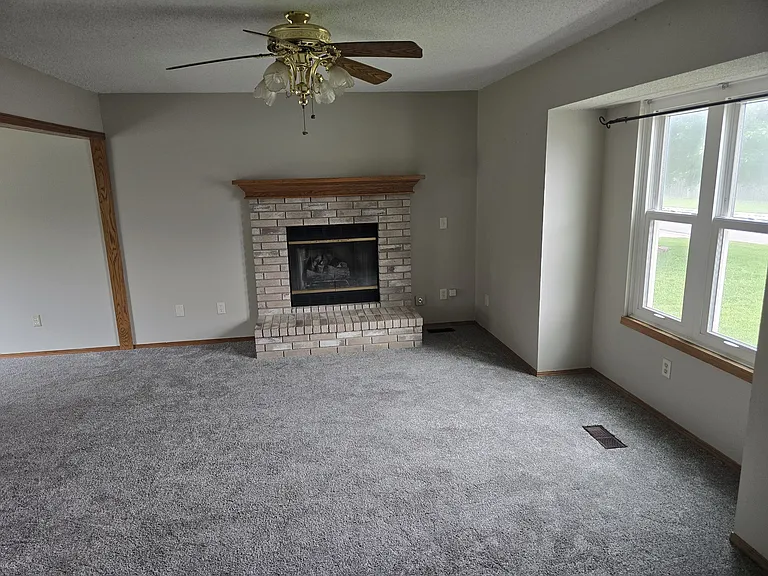 2329 S Fieldcrest St — Photo 13