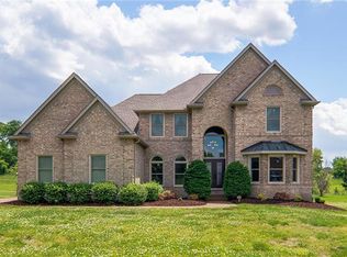 9467 Winston Dr, Brentwood, TN 37027