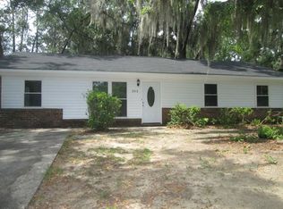 305 Stacie Ct, Savannah, GA 31406