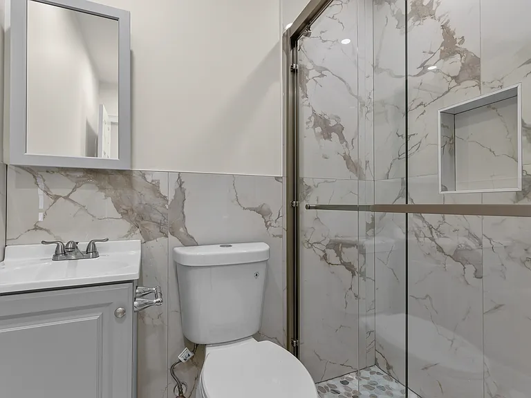 88 Buffalo Ave #2 — Photo 11