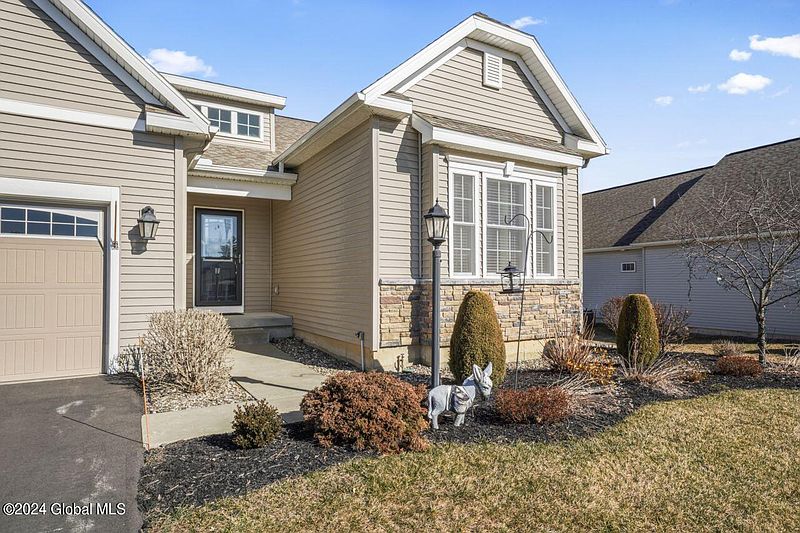 2nd image of 4 Parkview Drive