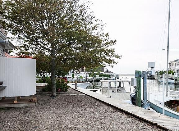 4th image of 314 Cove Ln