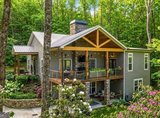 112 Springhill Ln, Clarkesville, GA 30523