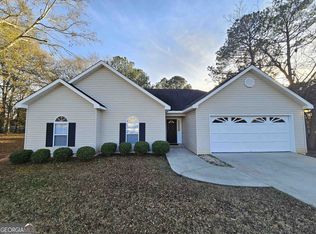 109 Carriage Trce, Barnesville, GA 30204