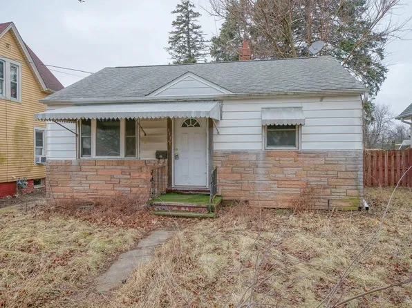 631 Haish Blvd, Dekalb, IL 60115