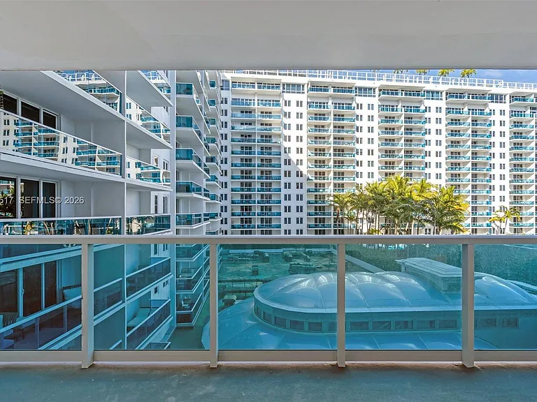 2301 Collins Ave #621 — Photo 13