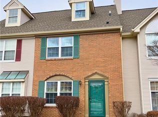48 Curtis Ct, Kendall Park, NJ 08824