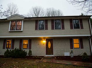 33 W Shannock Rd, RICHMOND, RI 02812