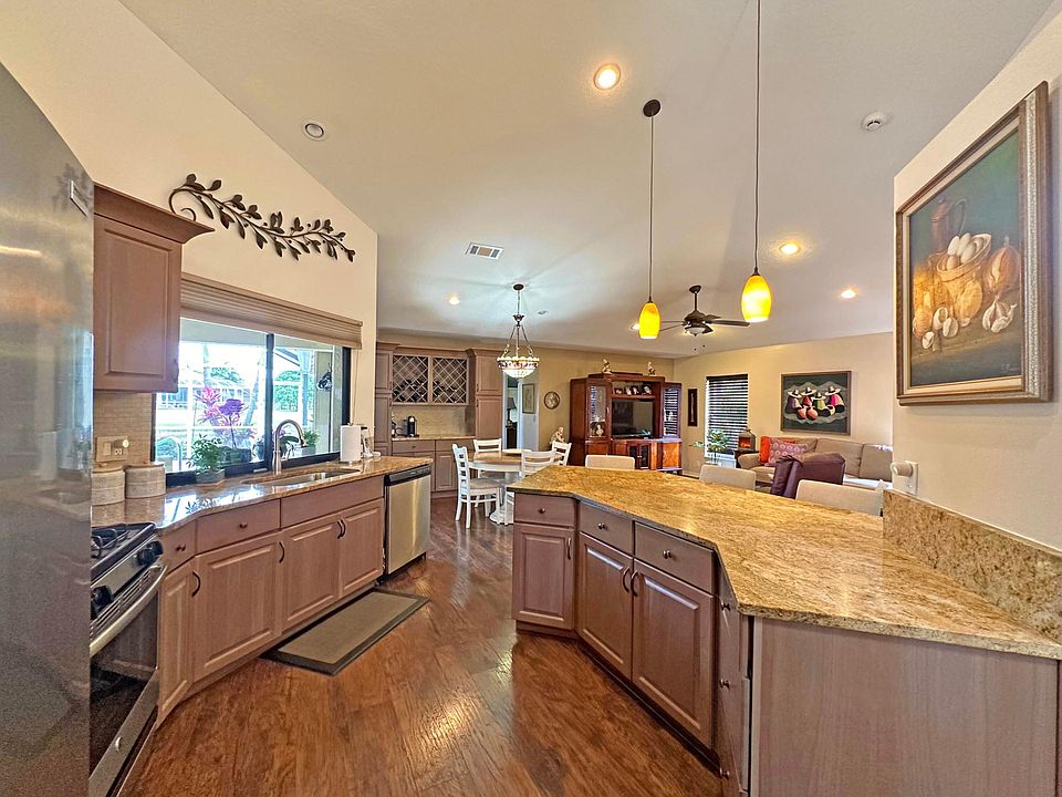 1st image of 1286 SW Maplewood Drive