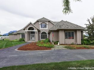 2570 S Sky Ranch Loop, Palmer, AK 99645