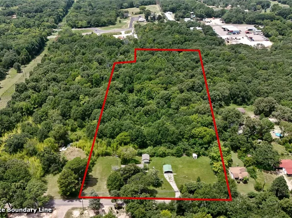 1129 N Hamlett St, Athens, TX 75751