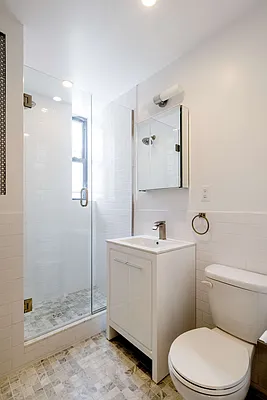 Rented by Compass | media 14