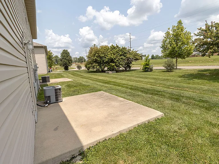 4016 Snowy Owl Dr — Photo 32