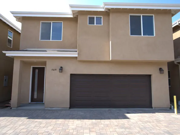 17639 W Vuong Pl, Northridge, CA 91325