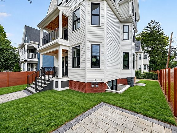 3rd image of 44-46 Walden St