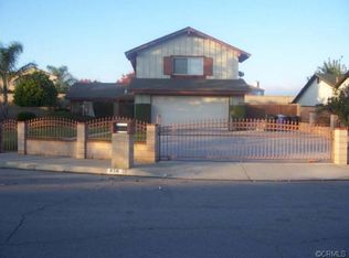 958 W Montrose St, Bloomington, CA 92316
